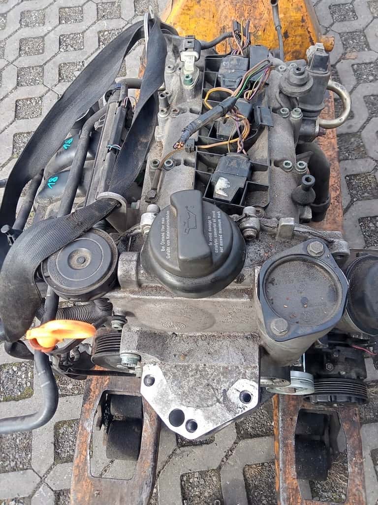 Moteur AZQ vue 2