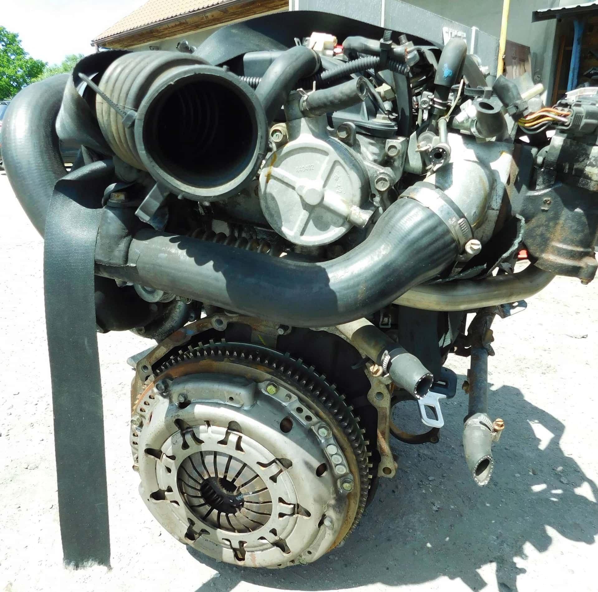 Moteur YD22DDT vue 3
