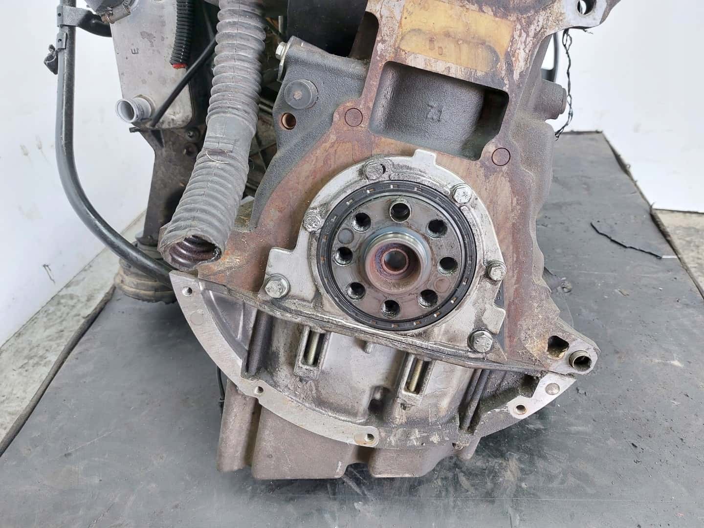 Moteur M47 D20 (204D1) vue 10