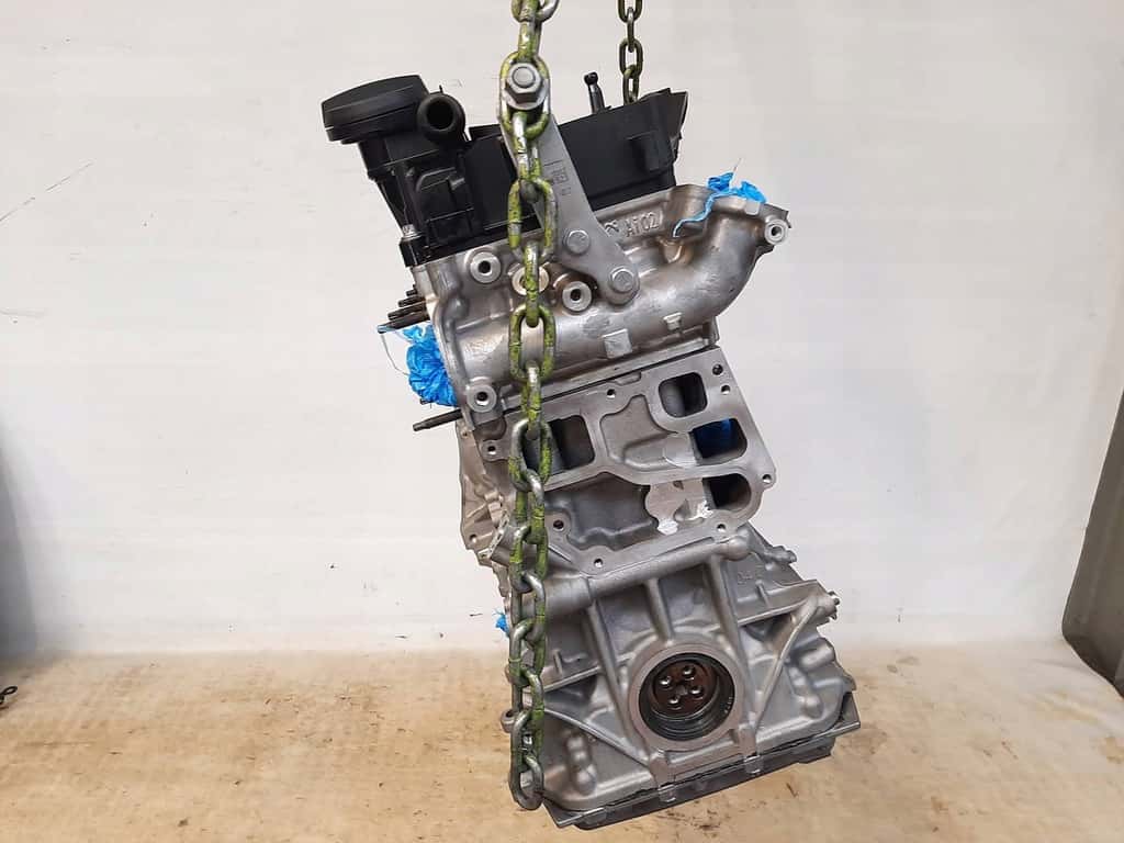 Moteur B57 D30 B vue 3
