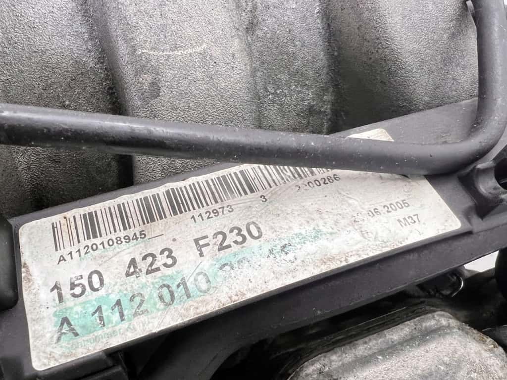 Moteur M 112.973 vue 9