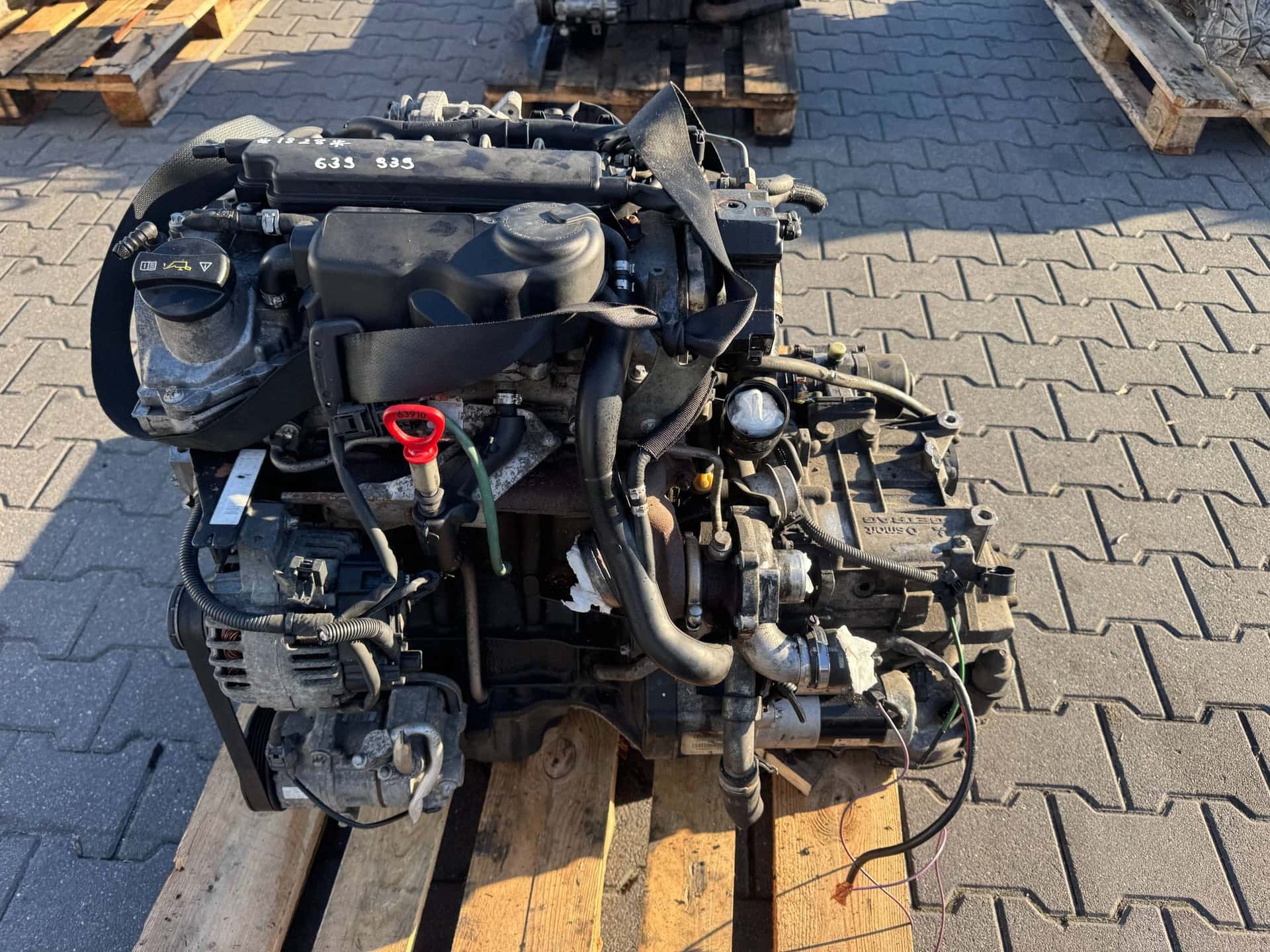 Moteur 4A90 vue 7