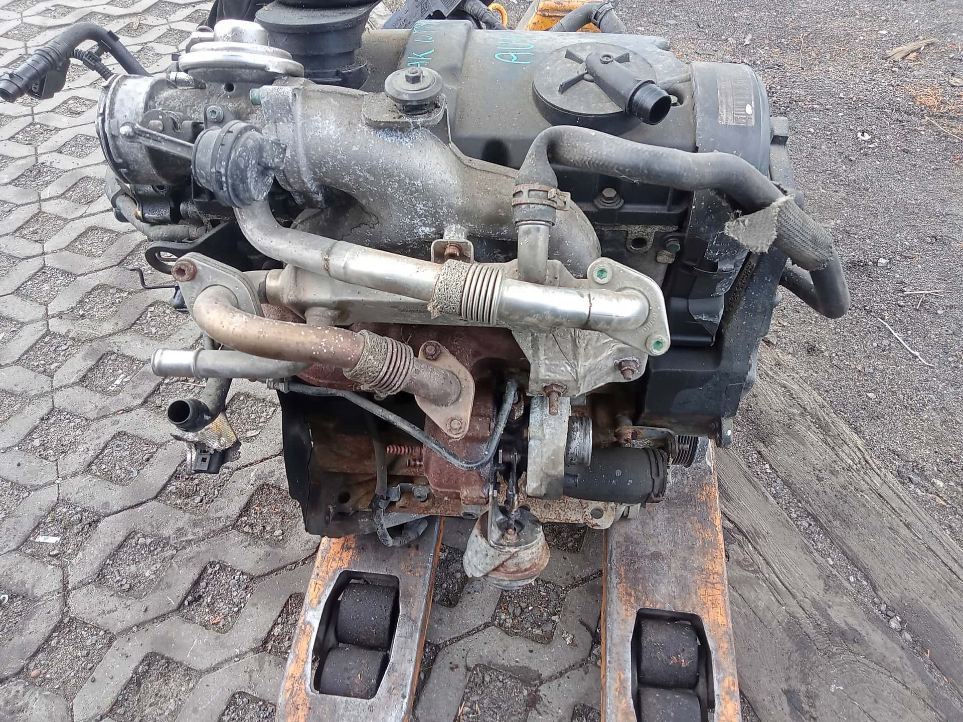 Moteur AUY vue 5
