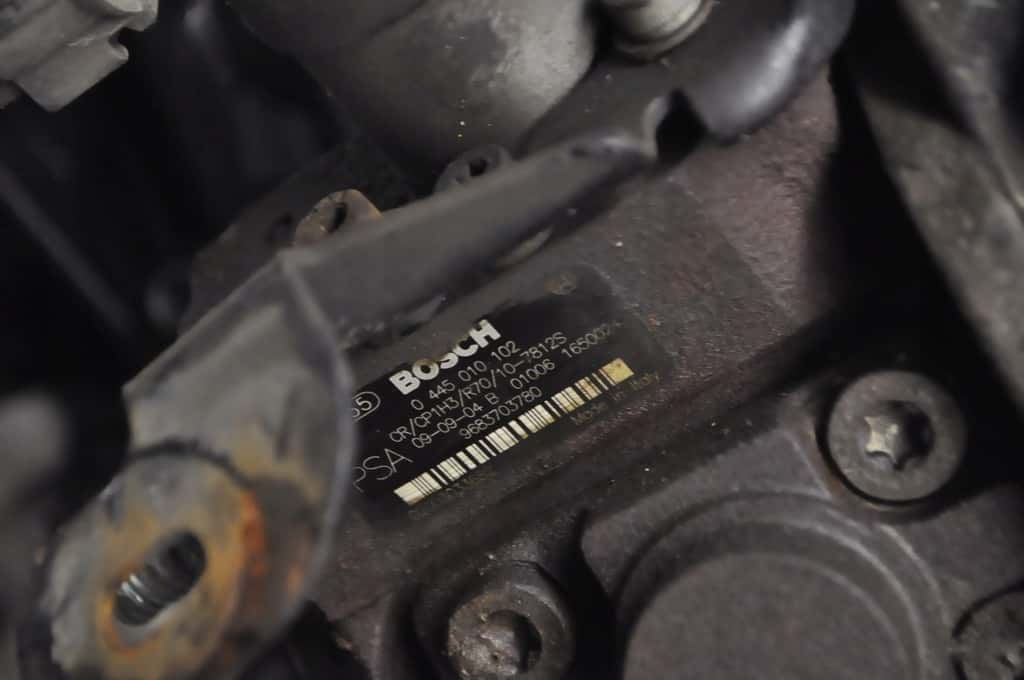 Moteur 8HS (DV4TED) vue 2