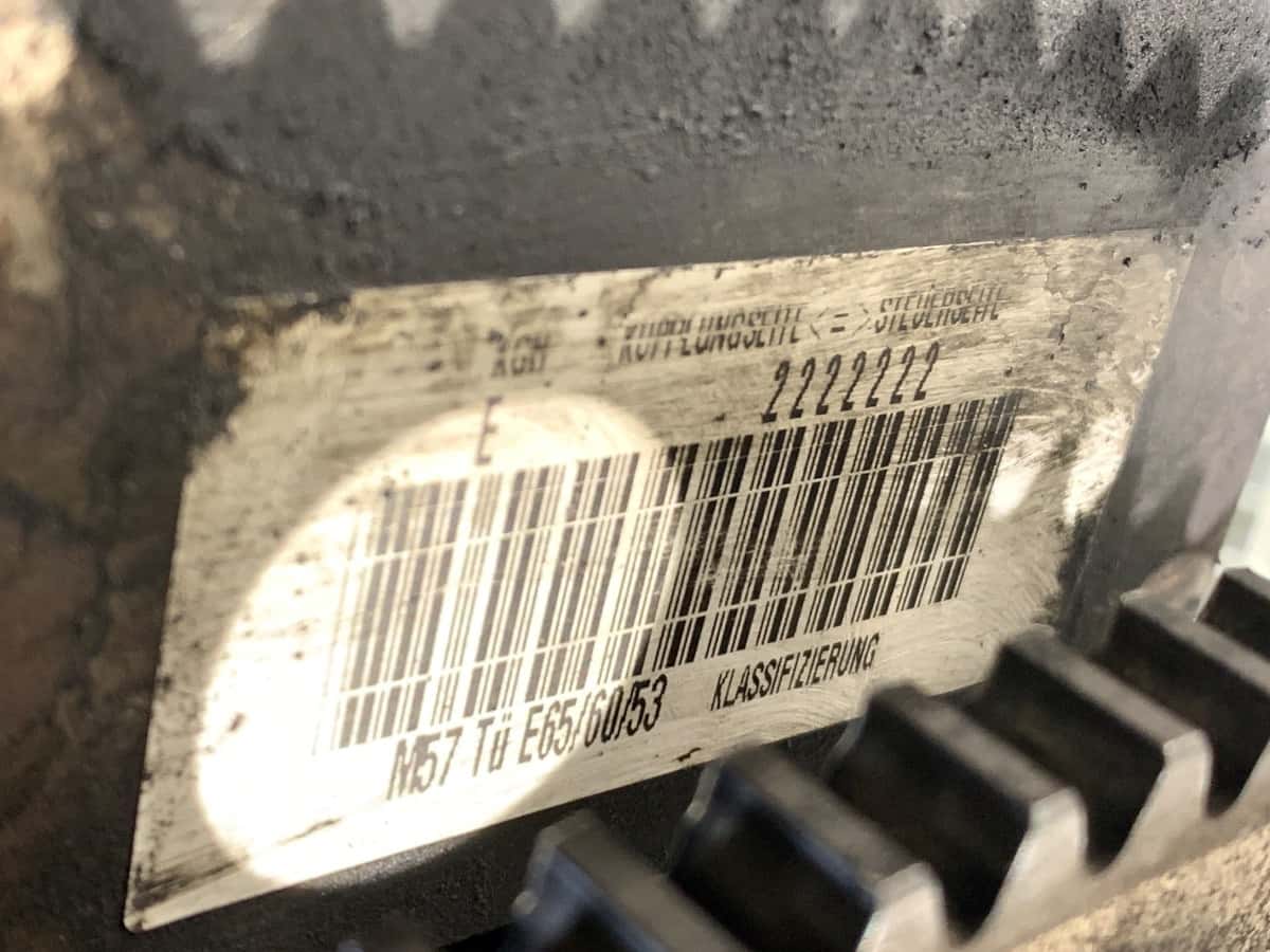 Moteur 306D2 vue 5