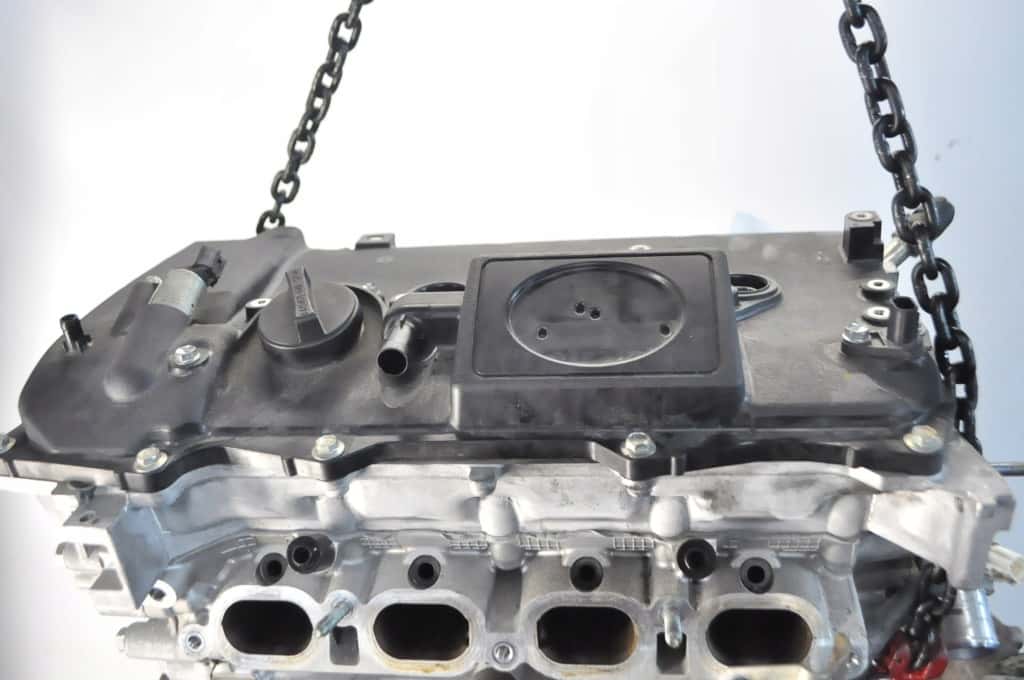 Moteur 2ZR-FXE vue 4