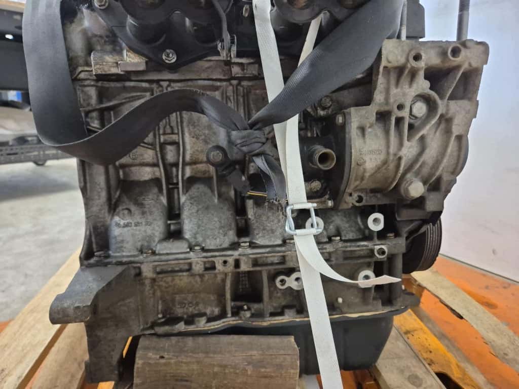 Moteur KFW (TU3JP) vue 8