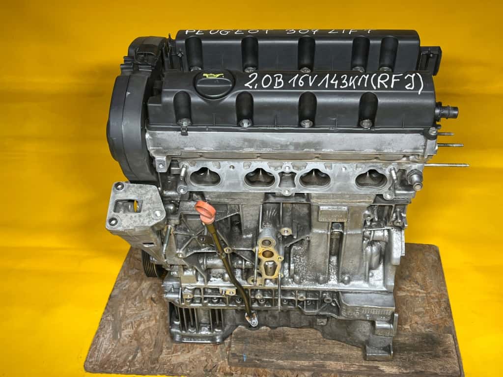 Moteur RFJ (EW10A) vue 2