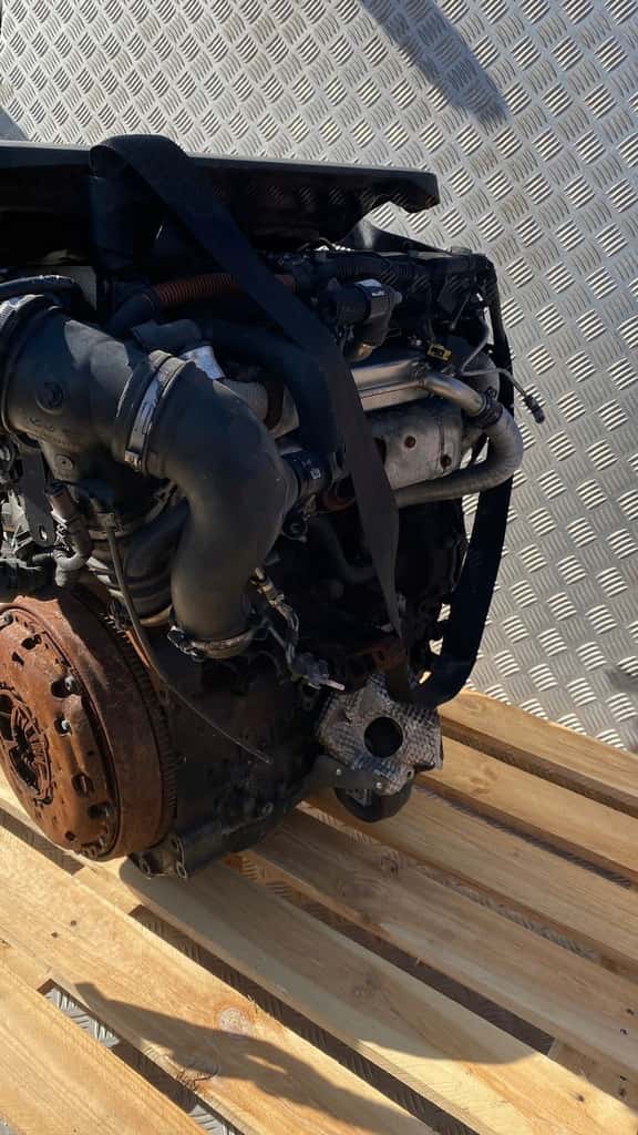 Moteur 4HT (DW12BTED4) vue 2