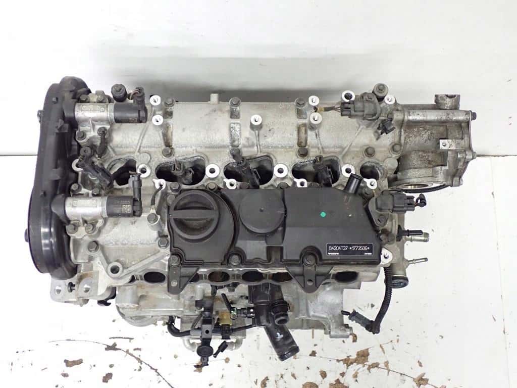 Moteur B 4204 T37 vue 2