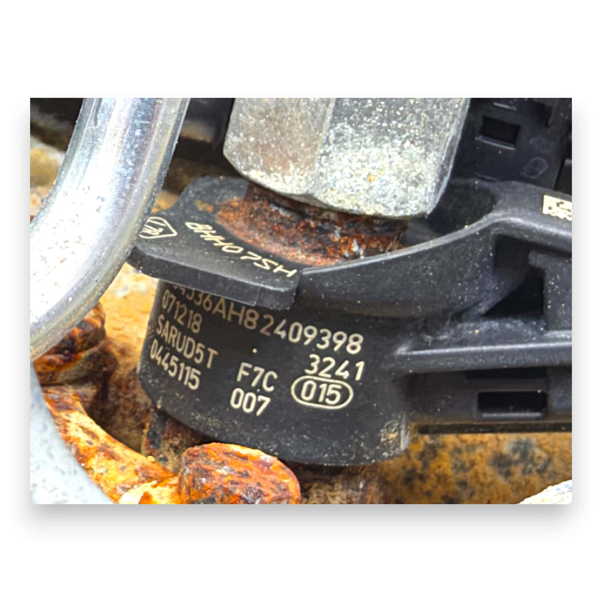 Moteur M9R 782 vue 9