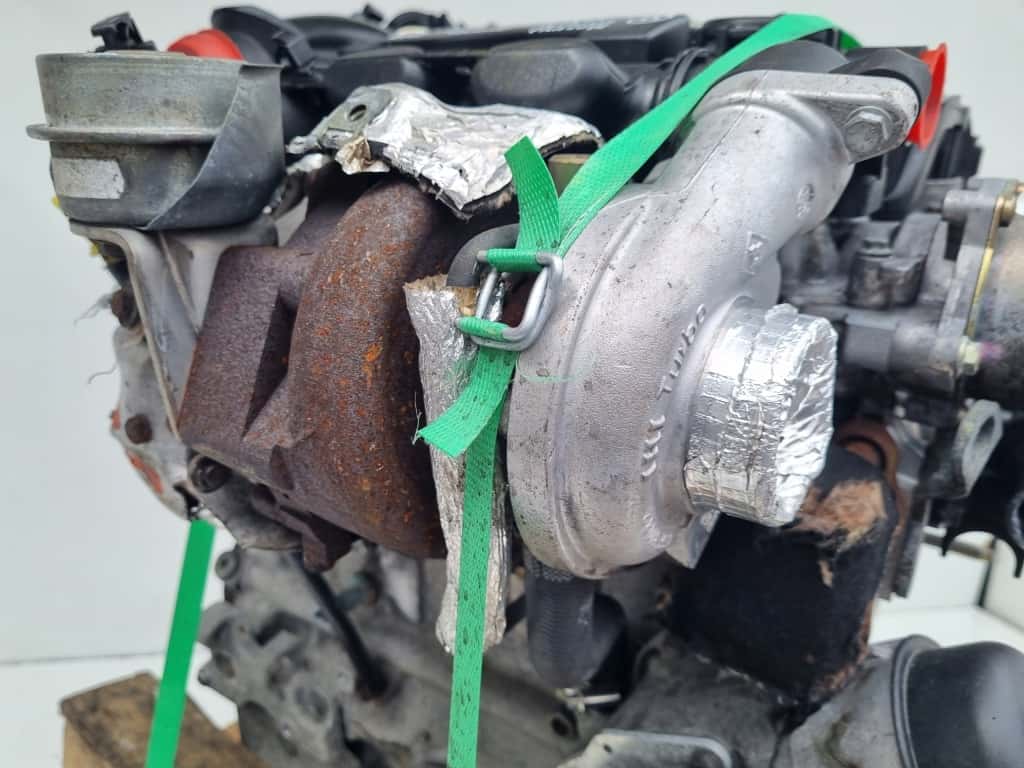 Moteur 8HY (DV4TED4) vue 8