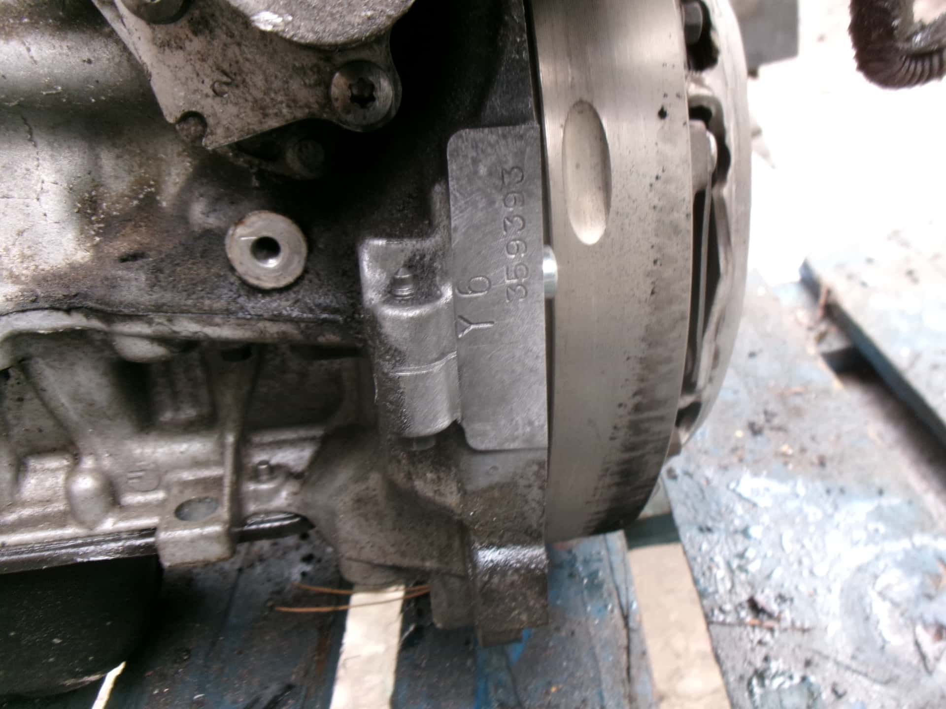 Moteur Y6Y1 vue 2