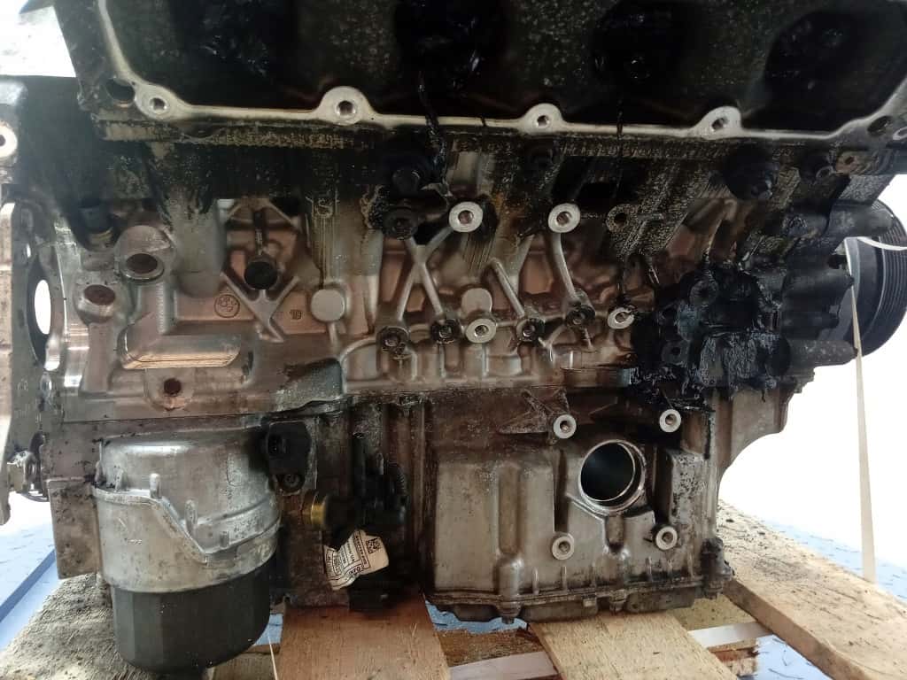 Moteur N63 B44 D vue 8