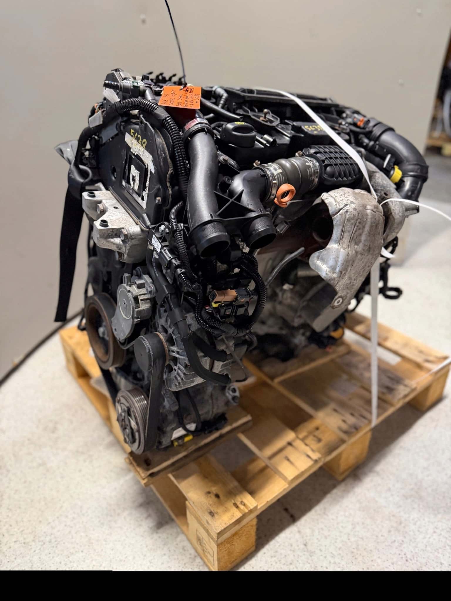 Moteur 9HF (DV6DTED) vue 10