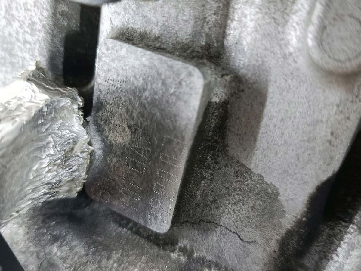 Moteur 8HZ (DV4TD) vue 4