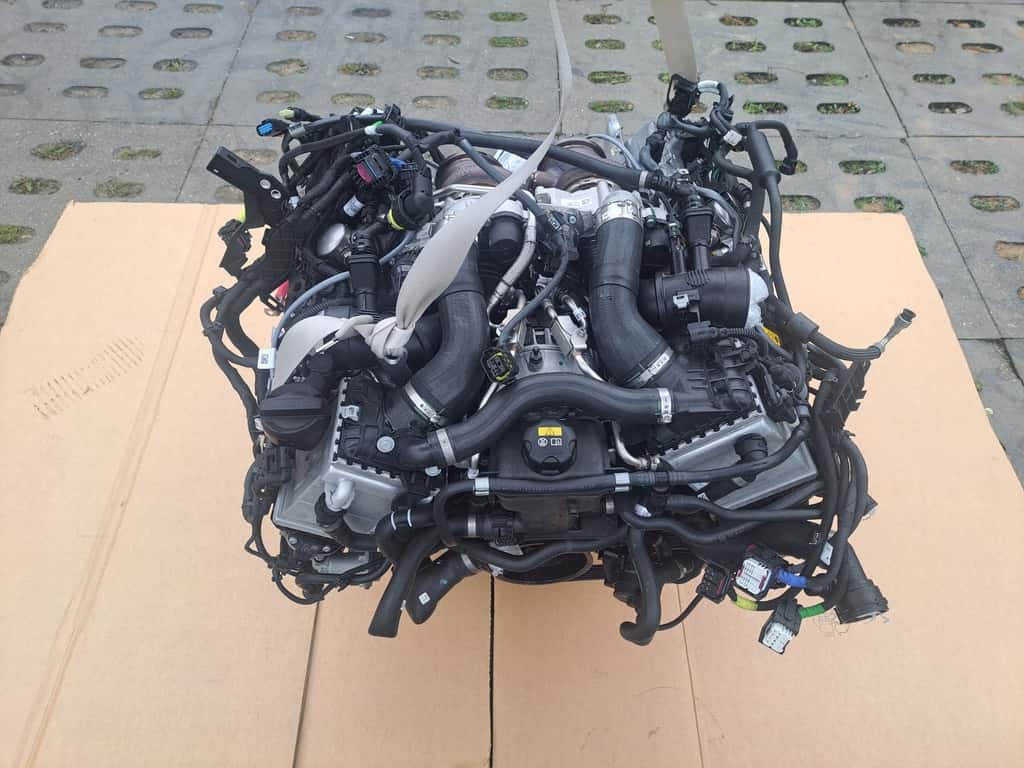 Moteur N63 B44 D vue 4