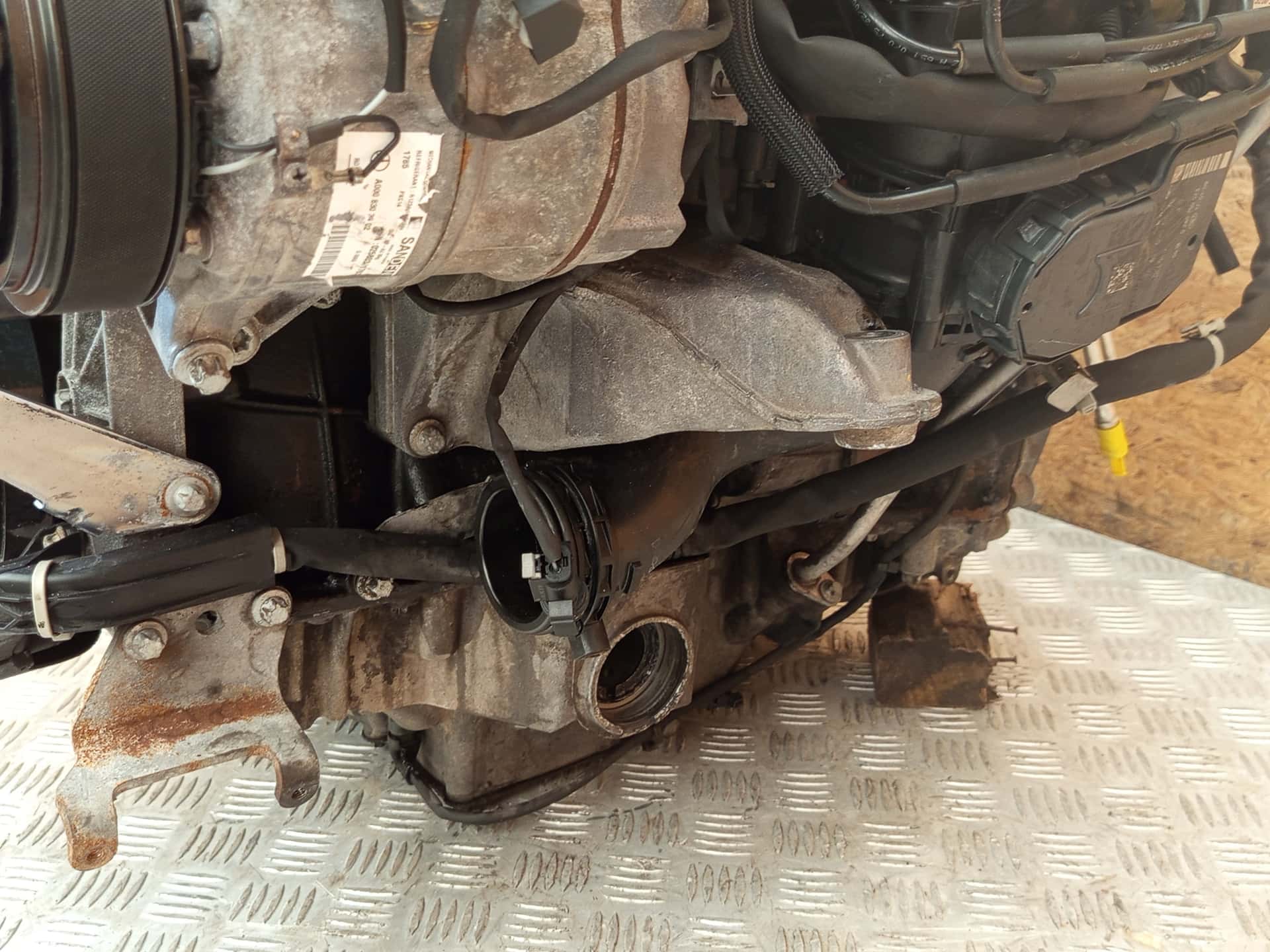 Moteur M 111.921 vue 13