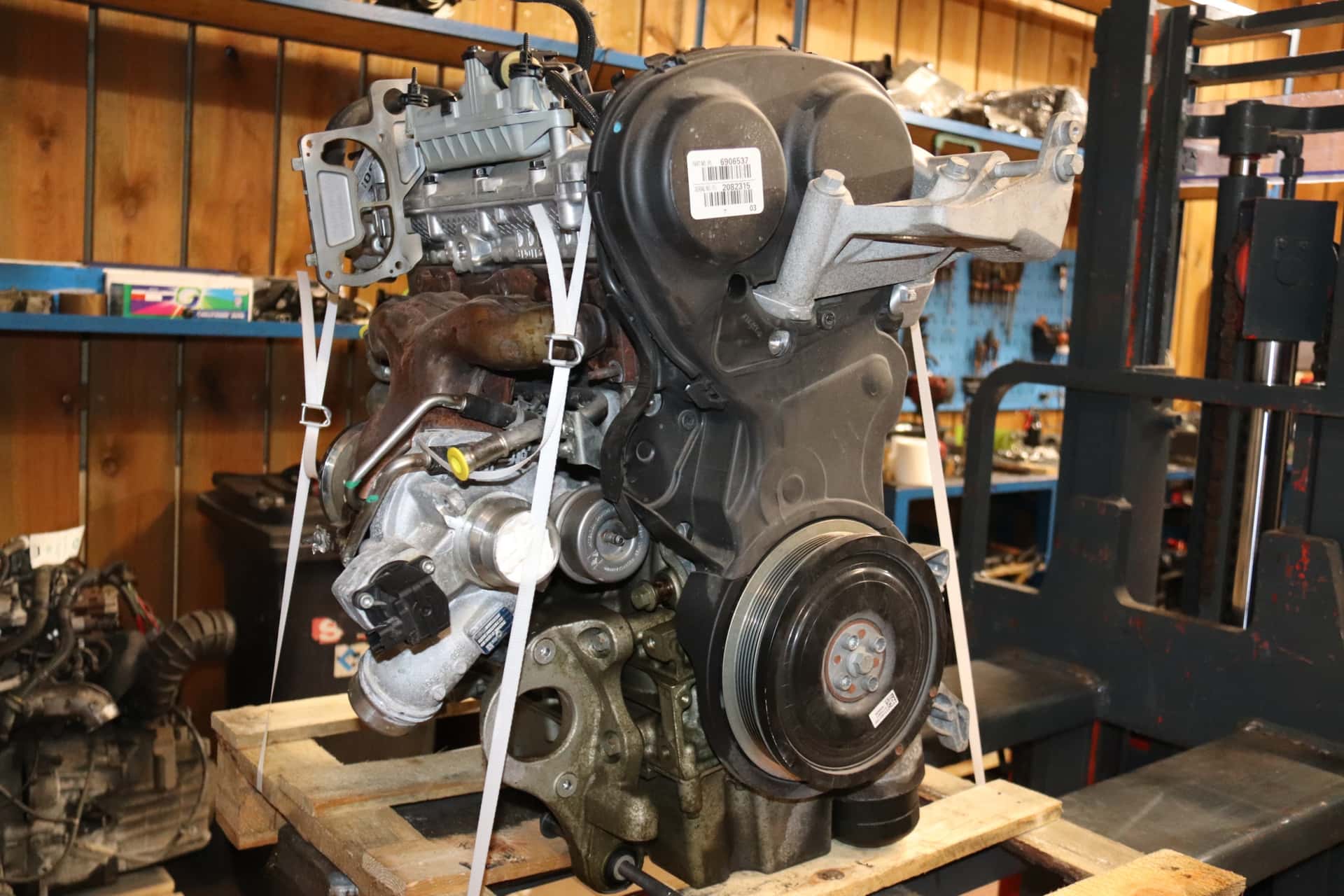 Moteur B 4204 T35 vue 2