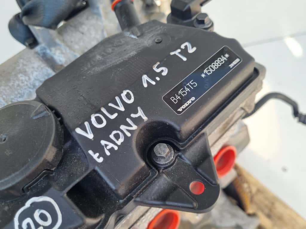 Moteur B 4154 T5 vue 3