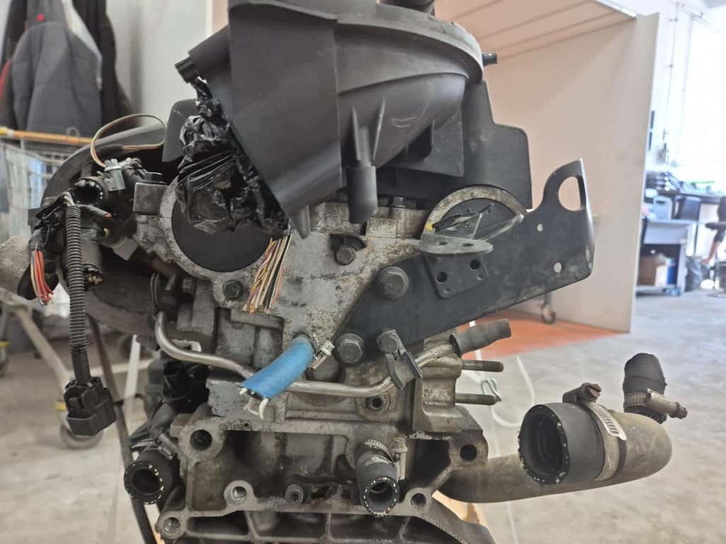 Moteur B 5244 S5 vue 13