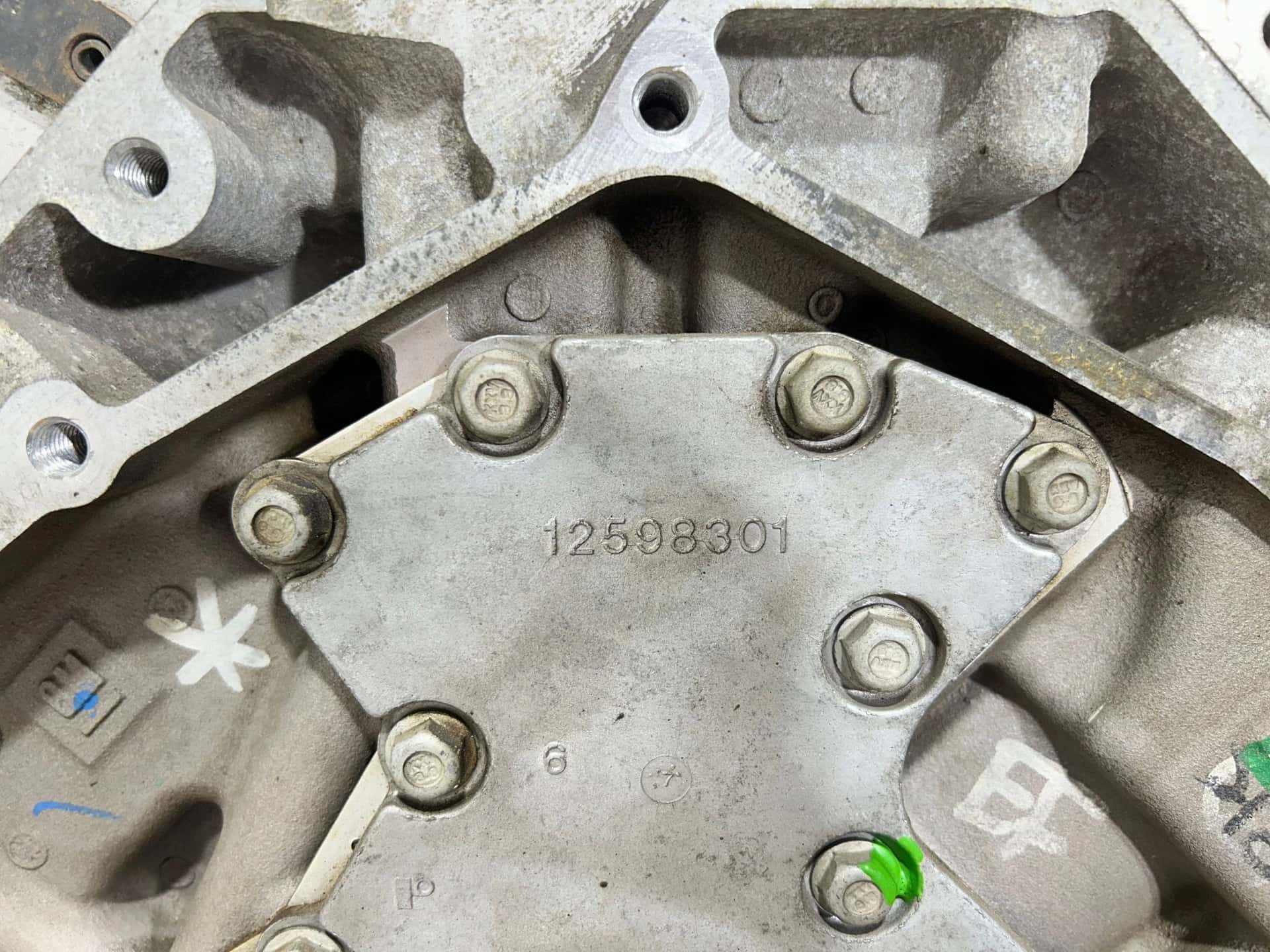 Moteur LC9(325CUV8) vue 8