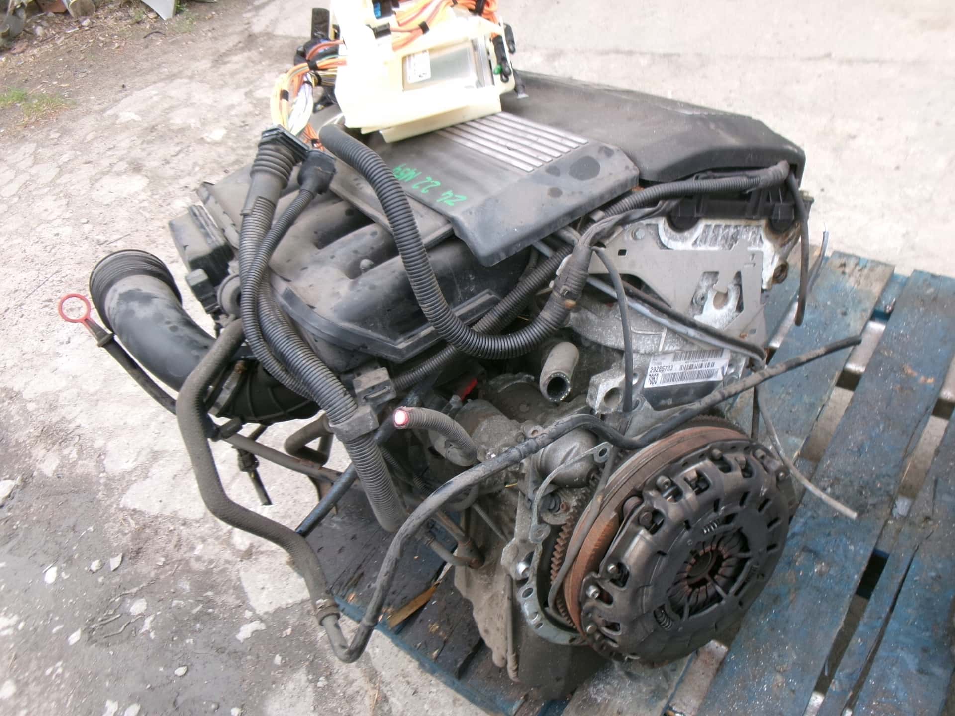 Moteur M54 B22 (226S1) vue 2