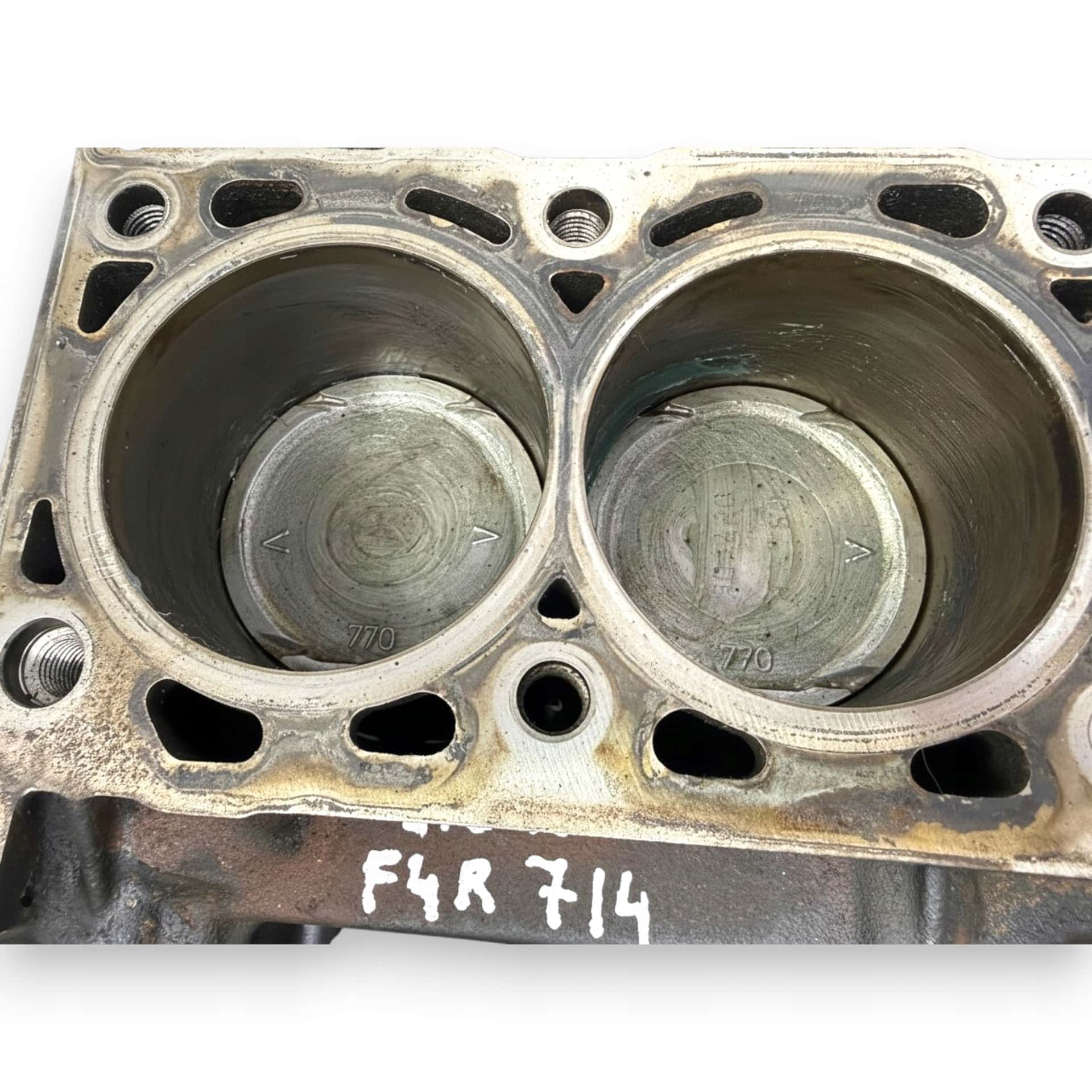 Moteur F4R 714 vue 3