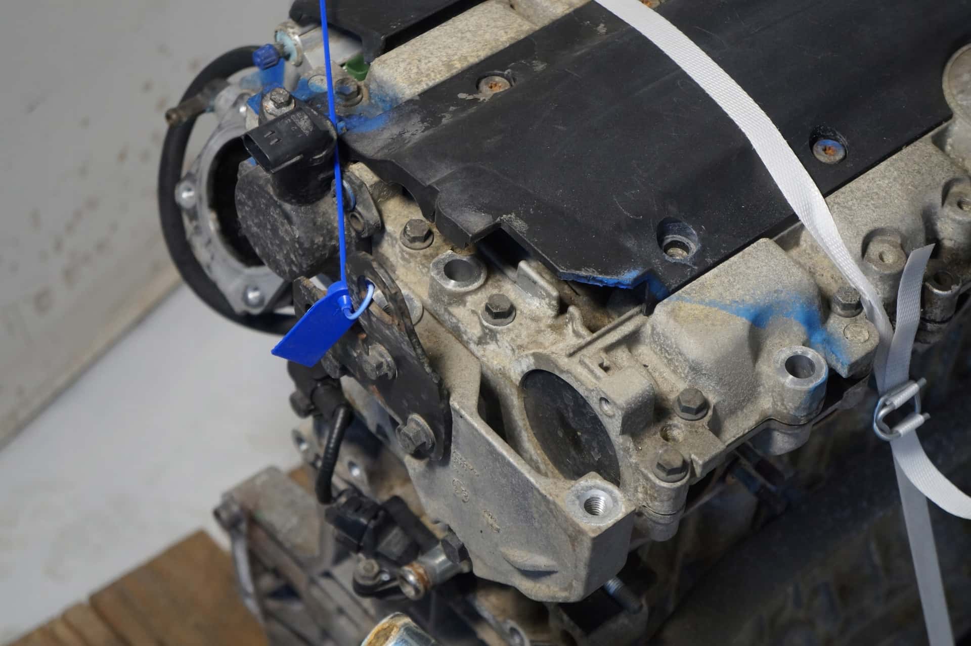 Moteur B 5244 S vue 4