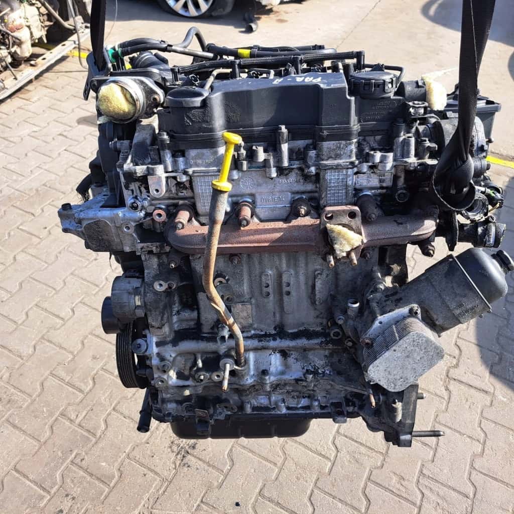 Moteur 9HW (DV6BTED4) vue 3