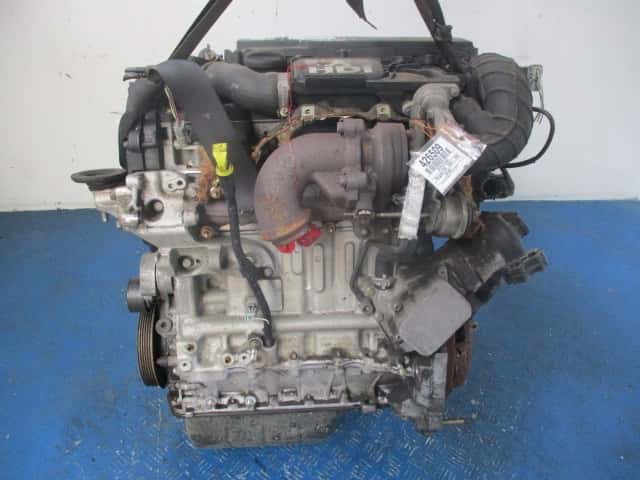 Moteur 8HX (DV4TD) vue 2