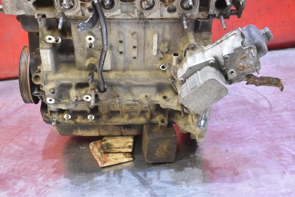 Moteur 9HP (DV6DTED) vue 6