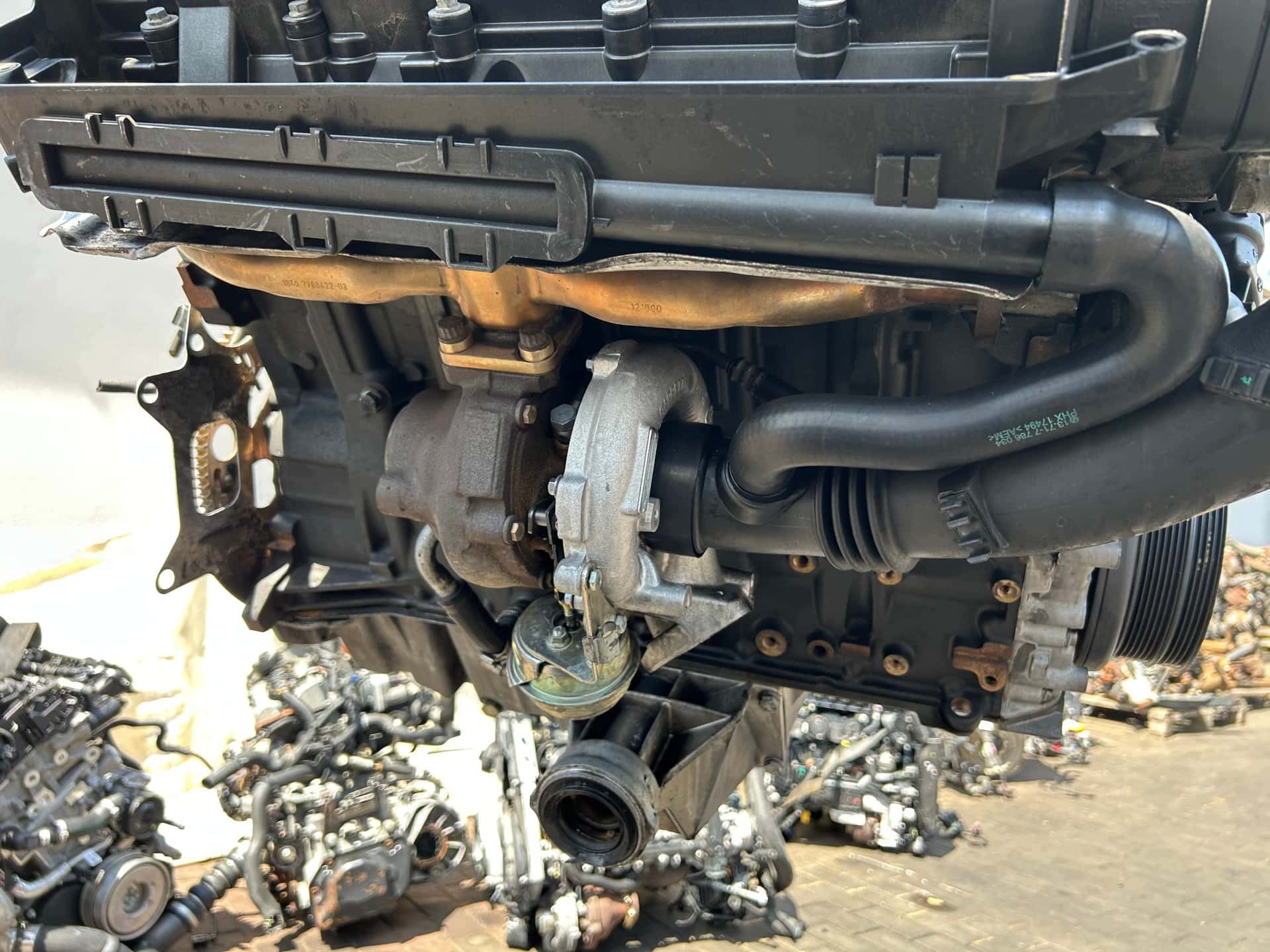 Moteur 306D2 vue 10