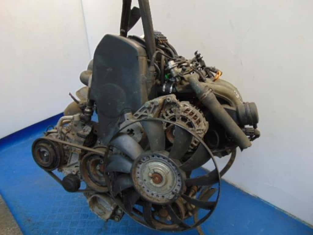 Moteur AZM vue 5