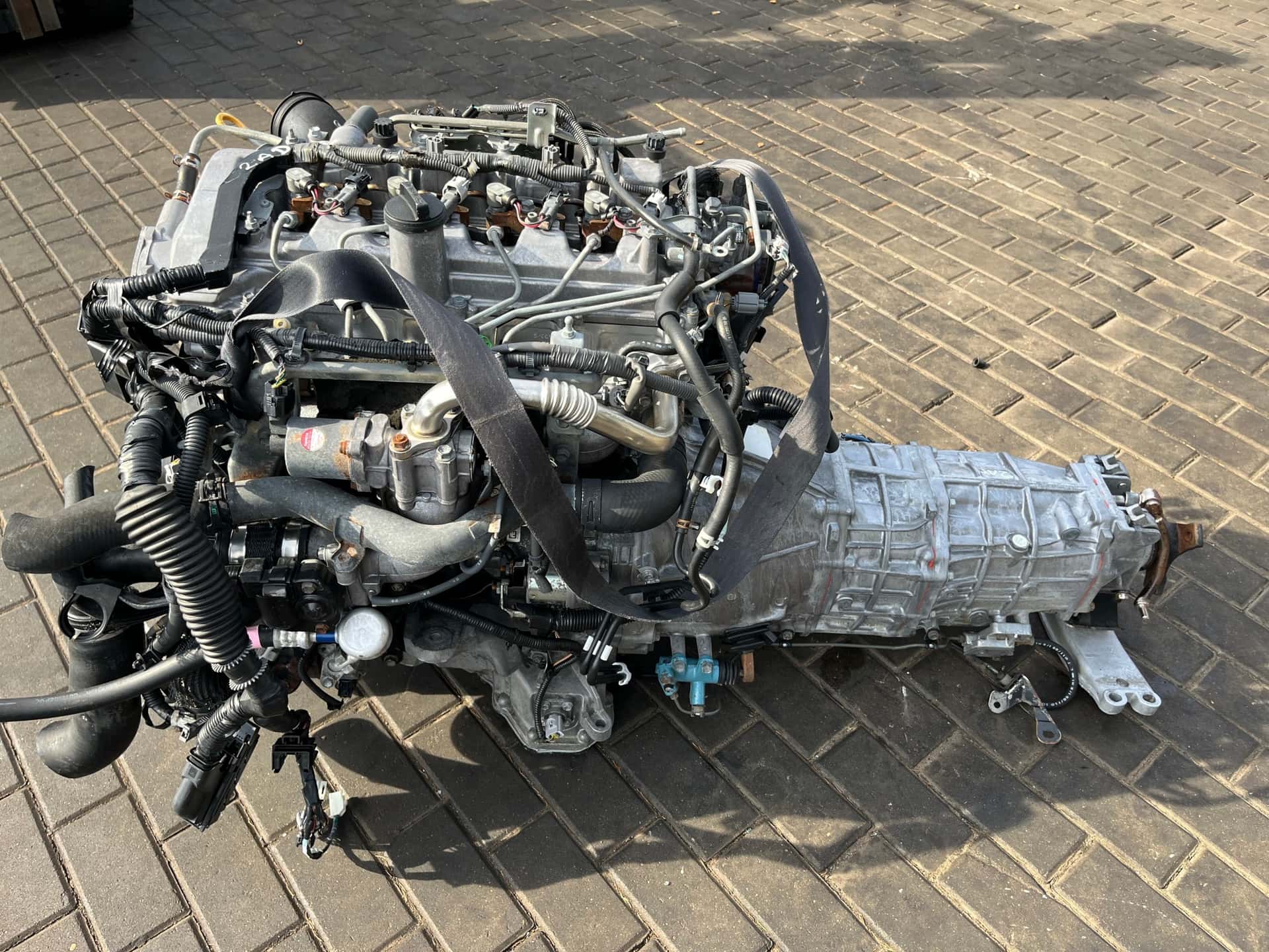 Moteur 2AD-FTV vue 3