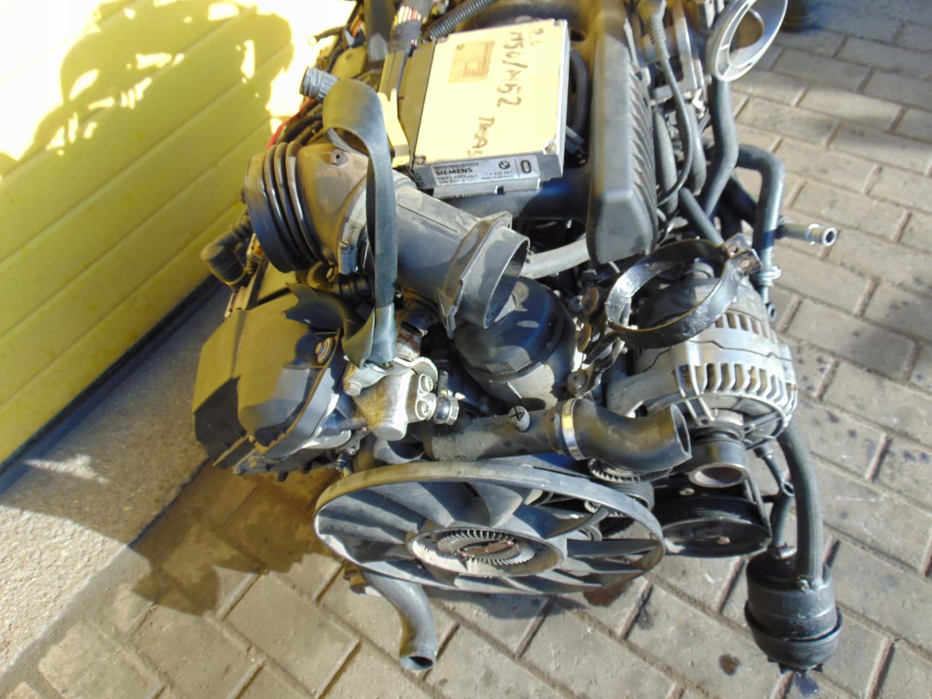 Moteur M52 B28 (286S2) vue 6