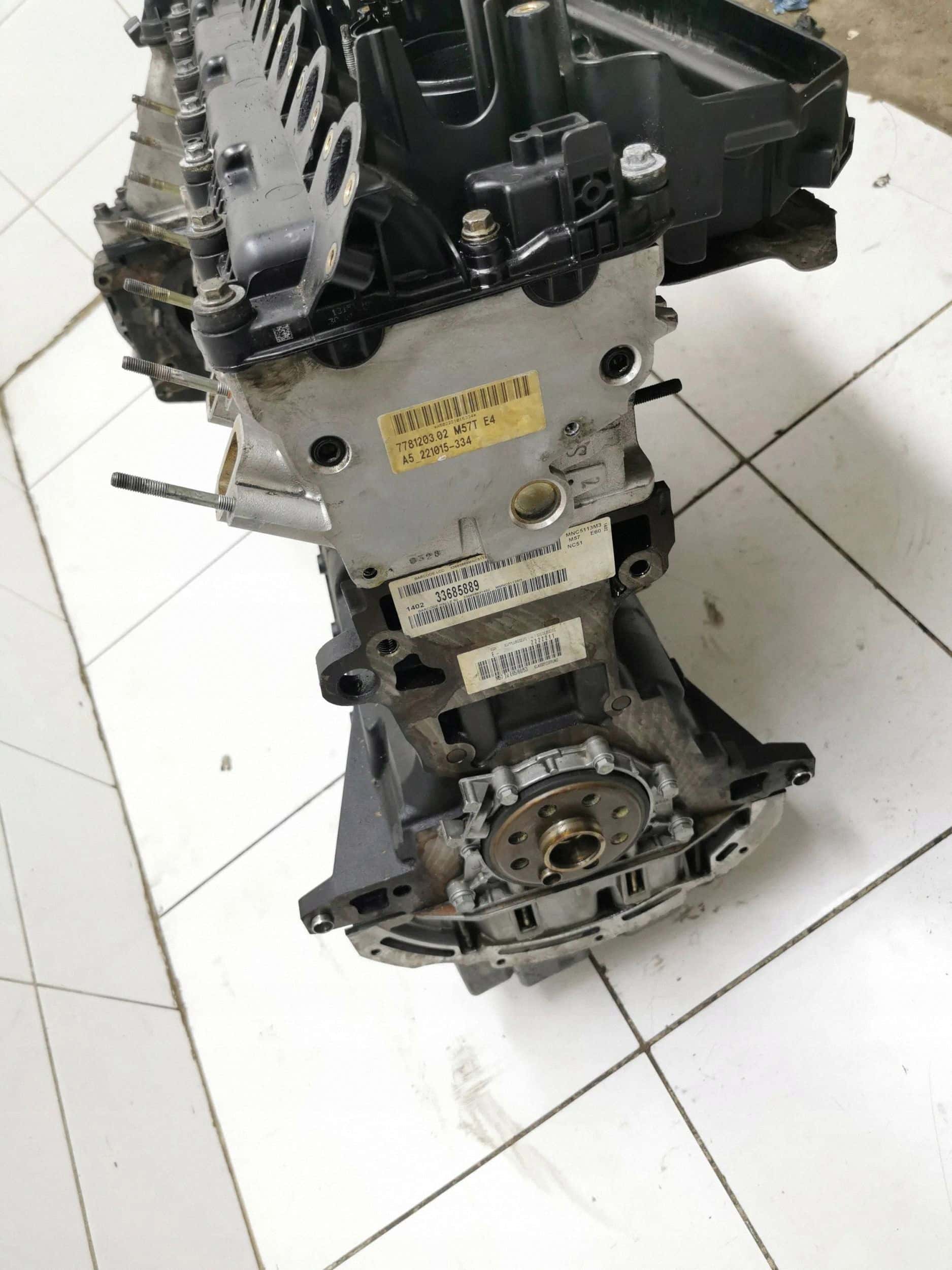 Moteur M57 D25 (256D2) vue 8