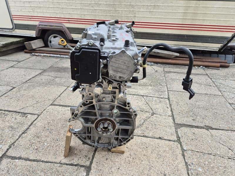 Moteur 3ZR-FAE vue 3