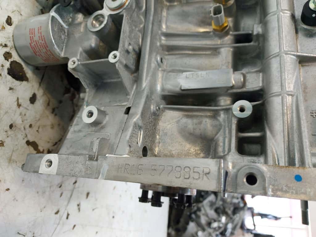 Moteur HR16DE vue 4