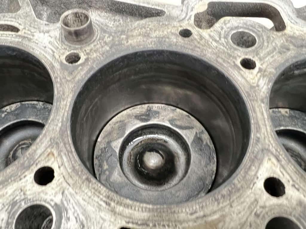 Moteur 204DTD(AJ20D4) vue 5