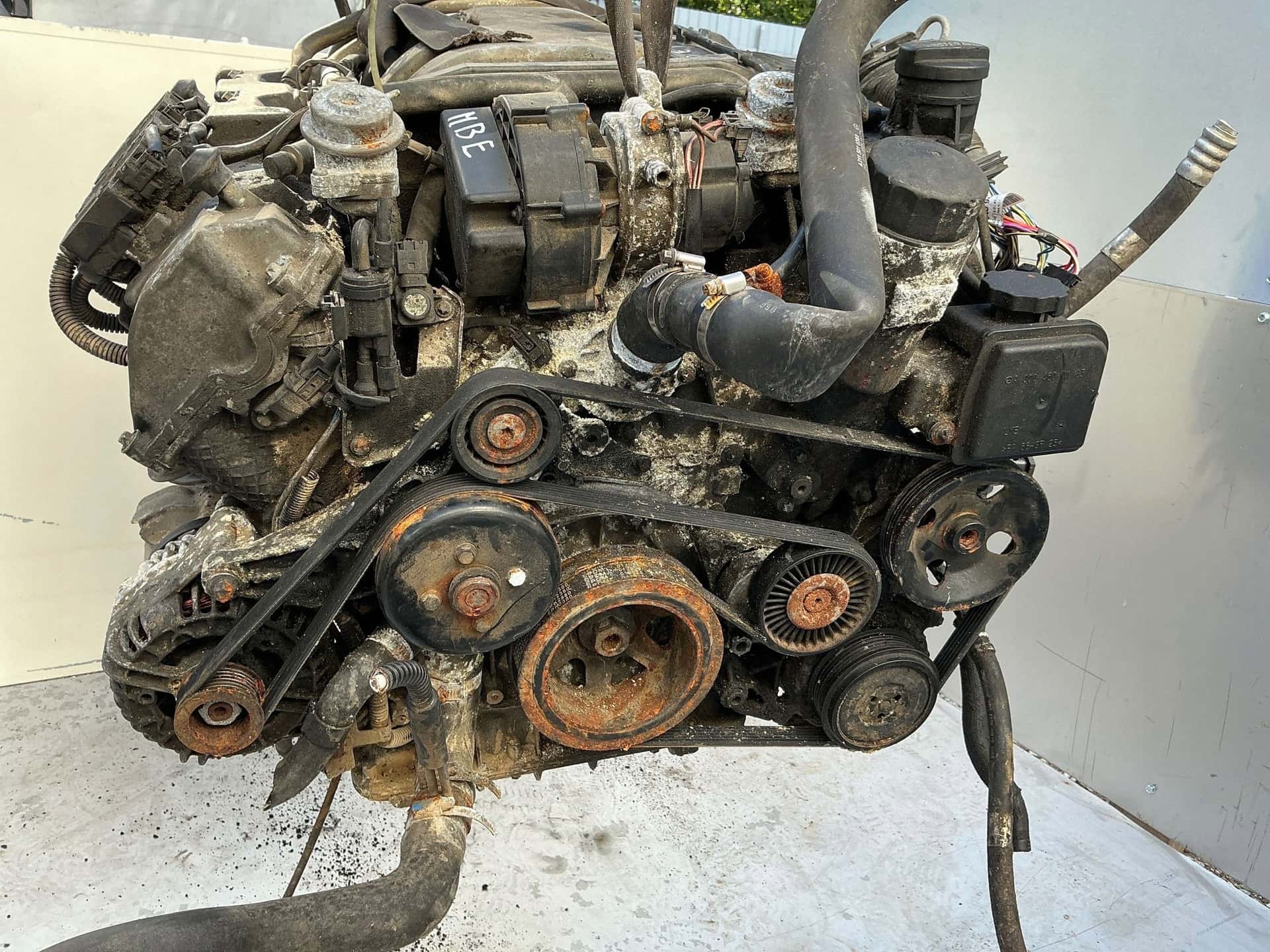 Moteur M 112.949 vue 3
