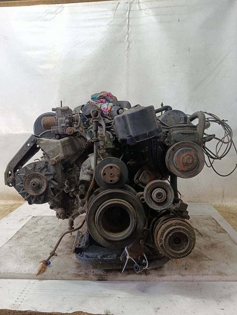 Moteur M 116.965 vue 5