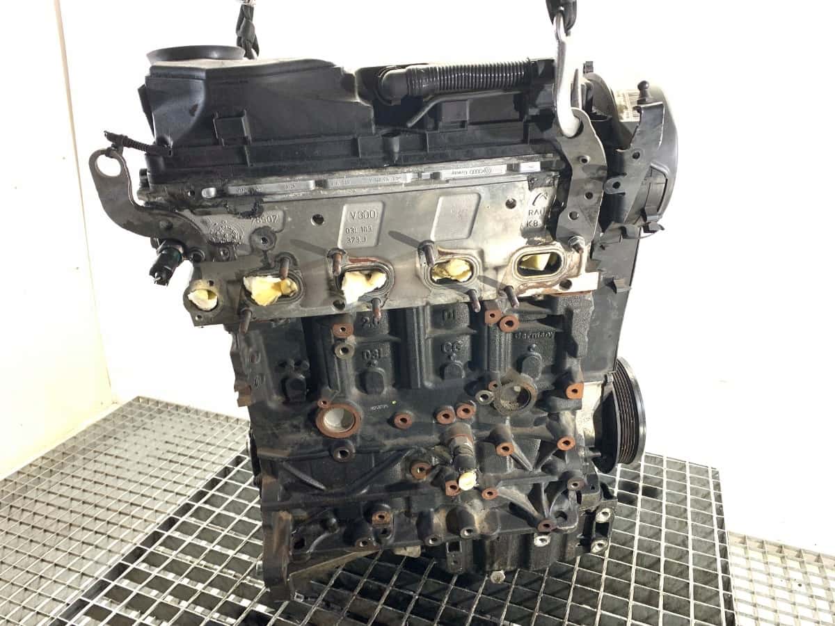 Moteur CJCB vue 3