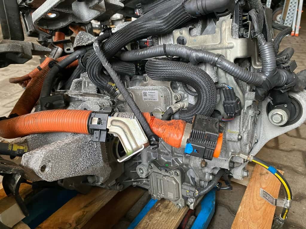Moteur 6AM 402 vue 5