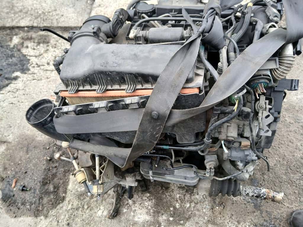 Moteur 8HY (DV4TED4) vue 5