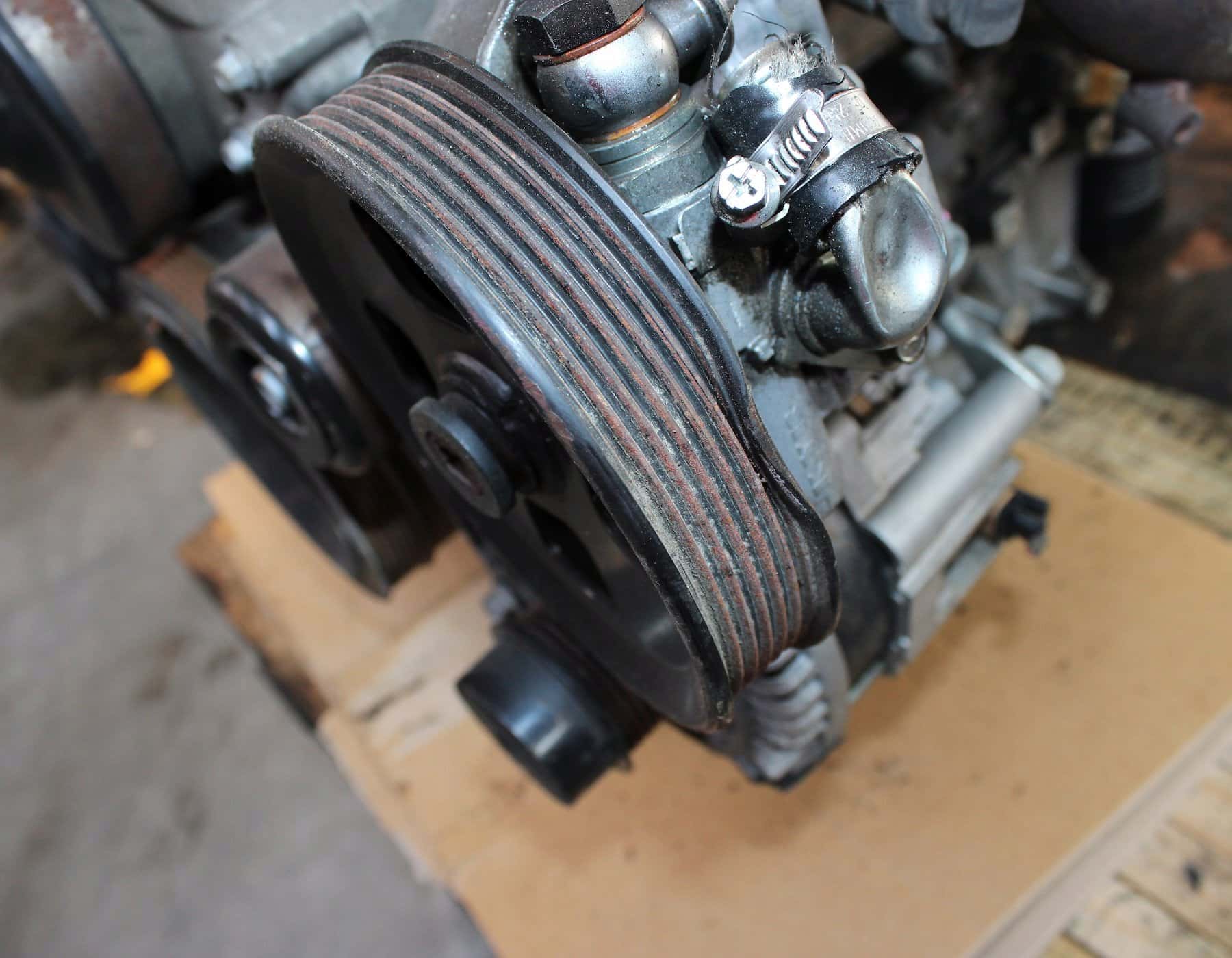 Moteur L98(350CUV8) vue 7