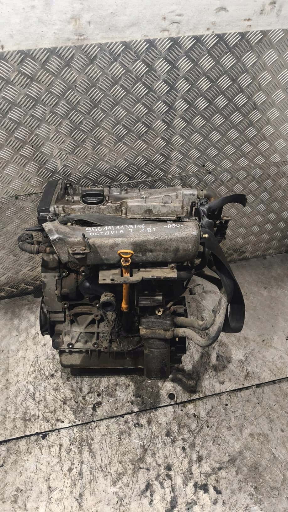 Moteur AGU vue 12