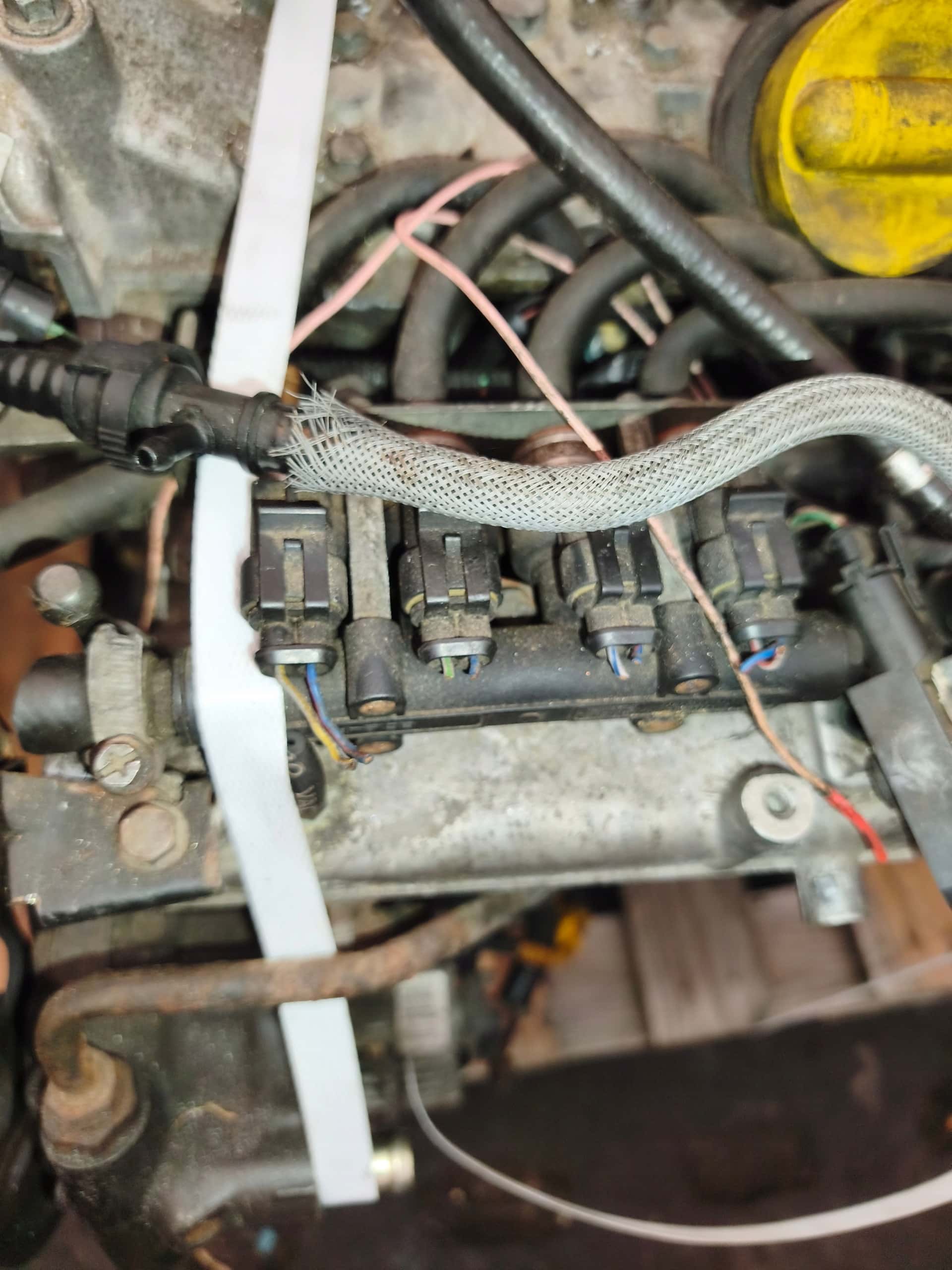 Moteur F4R 797 vue 5