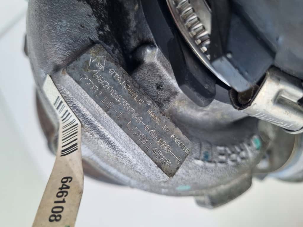 Moteur M9R 805 vue 6