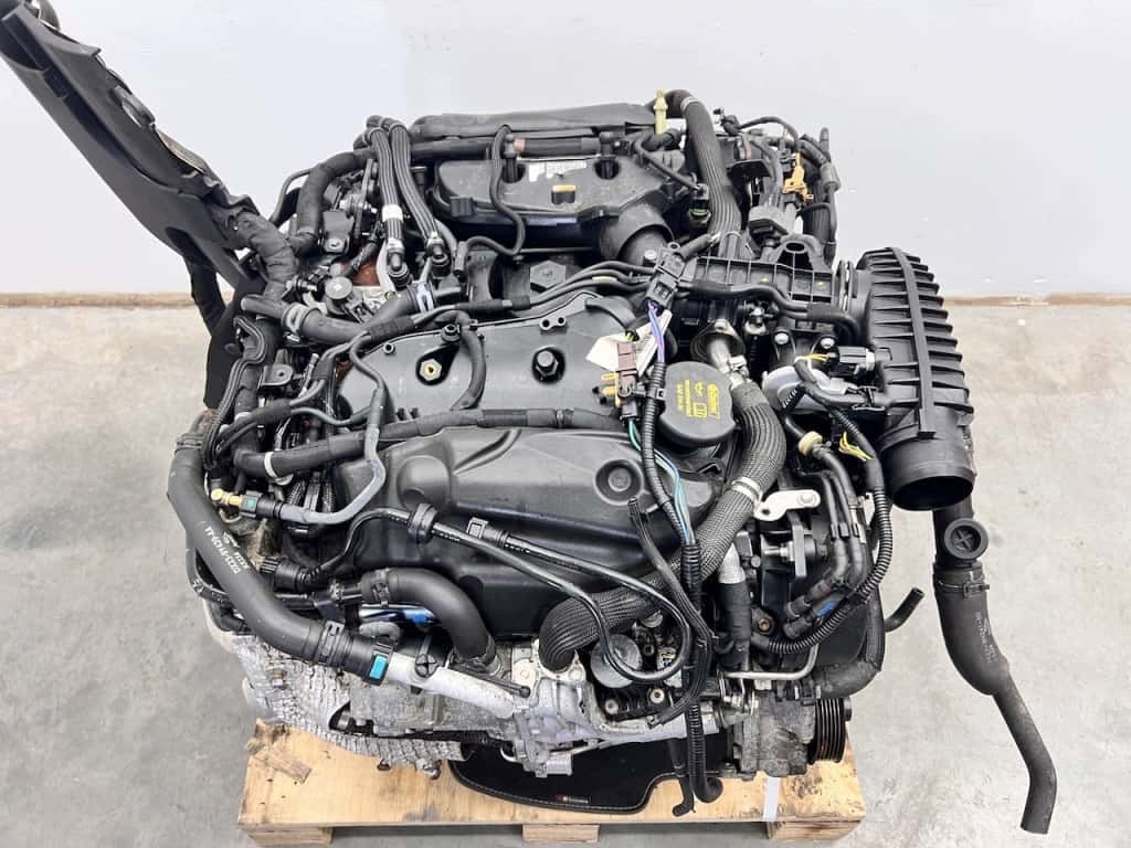 Moteur 306DT(AJTDV6) vue 8